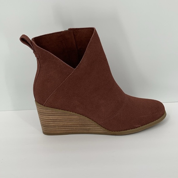 TOMS Sutton wedge ankle boots Chestnut brown suede v notch zipper bootie new 8 - Picture 1 of 5